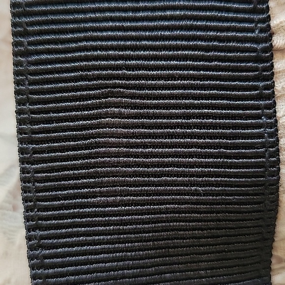 LOFT Ann Taylor size 10 pink lace mini skirt with black waist - Picture 5 of 5